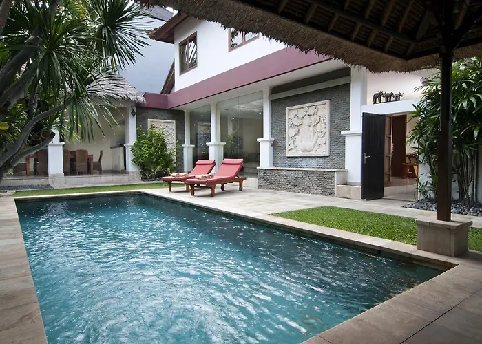 4br Selasa - Minggu فيلة سمينياك