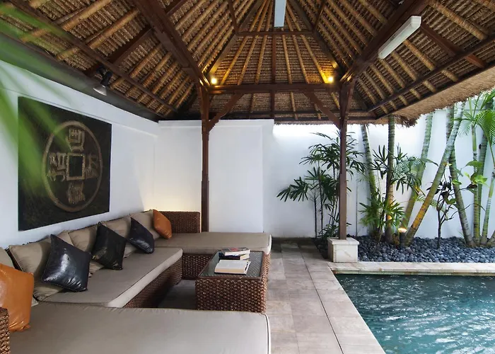 4br Selasa - Minggu * سمينياك