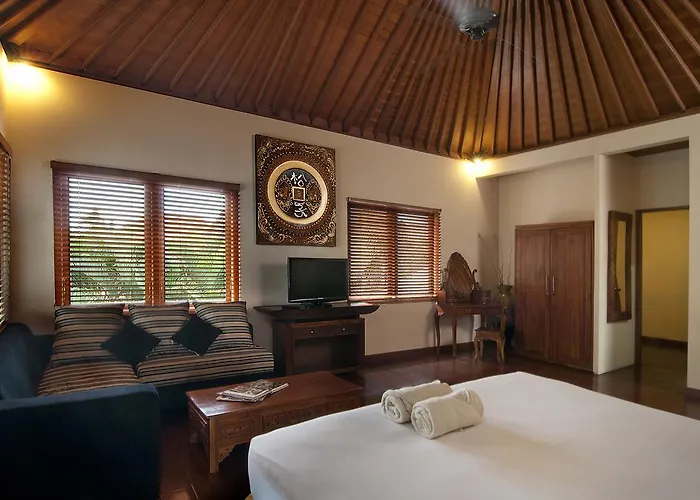فيلة 4br Selasa - Minggu سمينياك